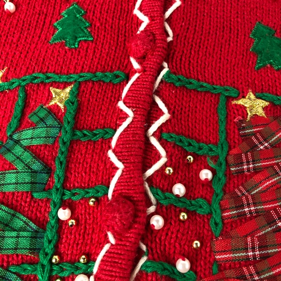 Christmas Sweater/Cardigan - Picture 3 of 8